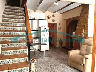 Masia a Viver. Casa de pueblo en viver