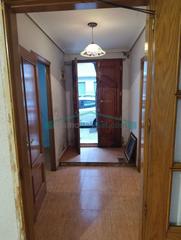 Rez-de-chaussée  Calle coronel montesinos. Planta baja en torrefiel con patio  gran potencial en valencia