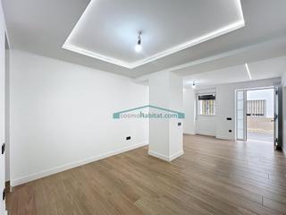 Maison jumelée à Pedralba. Preciosa casa con reforma integral a estrenar ubicada en el cent