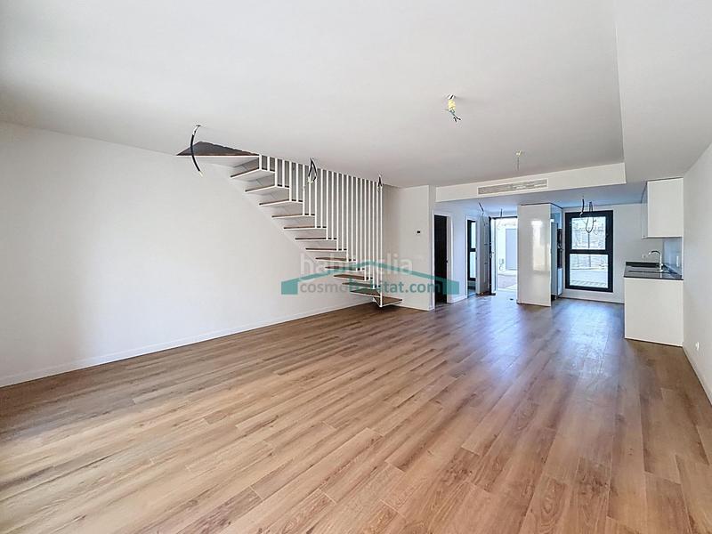 Foto b9bde3e9-1365-4efa-8917-396a80e4bec6. Affitto casa a schiera con riscaldamento parcheggio piscina in San Antonio de Benagéber