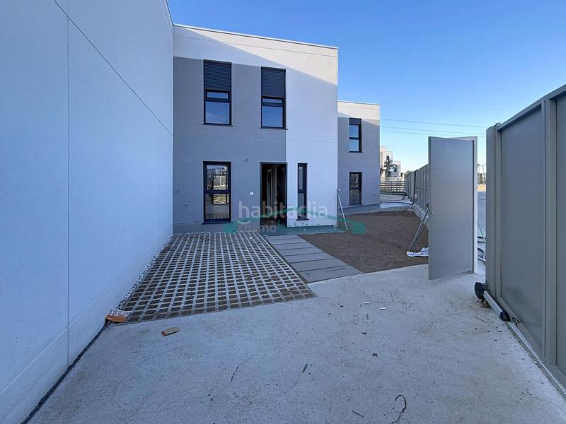 Foto 0b237b04-a6b6-47f1-a6c5-ae7273a14b0c. Lloguer casa adossada amb calefacció aparcament piscina a San Antonio de Benagéber