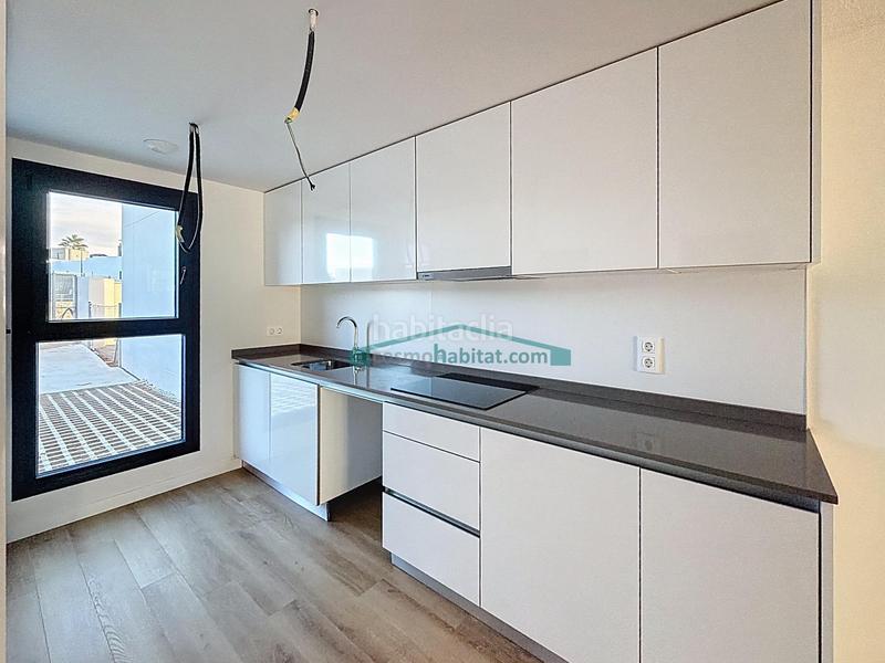 Foto 438579f7-3ad1-420b-83ce-e186c03fd2cb. Lloguer casa adossada amb calefacció aparcament piscina a San Antonio de Benagéber