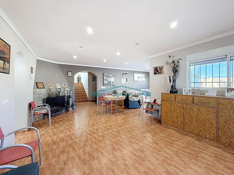 Foto 502fcdba-b7f0-42a2-b62e-bbcf030c7563. Xalet amb aparcament a Pedralba