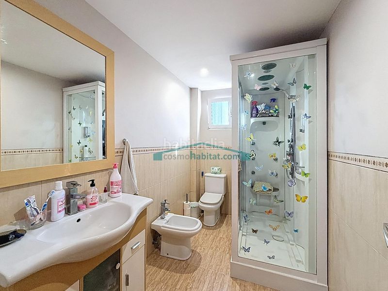 Foto 592ab4a8-d768-439d-b4d3-2da5cc647163. Xalet amb aparcament a Pedralba