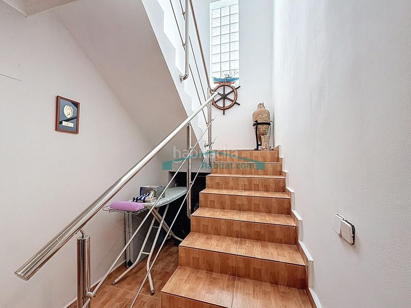 Foto bf755100-1573-45e5-88b5-4e46e538f7bd. Xalet amb aparcament a Pedralba