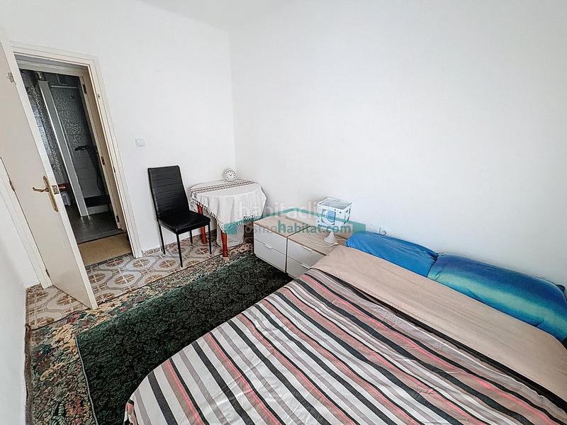 Foto 0b7c5c72-78f5-4bc6-9563-7d3f4e06299d. Piso  con buena distribución y muchas posibilidades en Ciutat Fallera, en Valencia