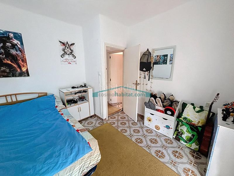 Foto 205f6a48-82c7-41c6-9f70-ba269207c9e5. Piso  con buena distribución y muchas posibilidades en Ciutat Fallera, en Valencia