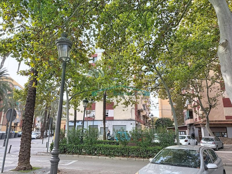 Foto 3afd5cc4-c184-432e-a139-a778e8cd038d. Pis a Ciutat Fallera Valencia
