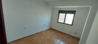 Pis  Calle de francisco valldecabres. Piso en venta en manises