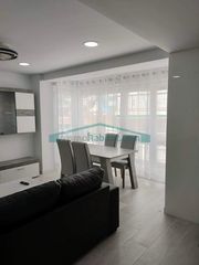 Apartament a Platja de Vila Joiosa. Apartamento reformado en villajoyosa, zona la era soler con pisc