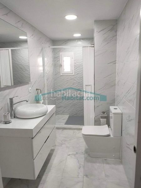 Foto de38c71d-e7bf-4255-9fb9-05fe313f6432. Apartament amb piscina a Platja de Vila Joiosa Vila Joiosa (la)