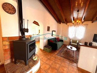 Xalet a Tárbena. Encantadora casa en tàrbena con terrazas y entorno natural