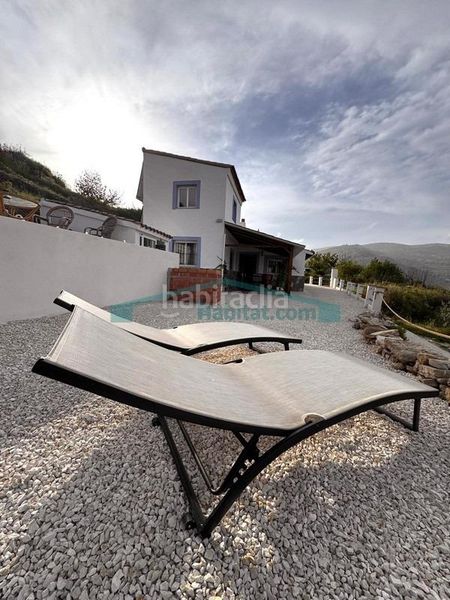 Foto f987588a-1d2c-48b3-a035-57f97dbd008f. Xalet amb aparcament a Tárbena