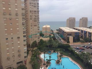 Apartamento en Playa Muchavista. Apartamento con vistas al mar en playa muchavista  el campello