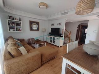 Casa adossada a El Tossal-Bello Horizonte. Chalet adosado en venta en la nucía