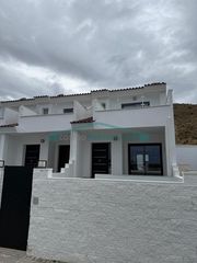 Casa adossada a Valle del Sol