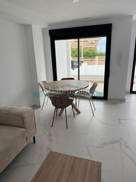 Foto 4608a817-771f-4e01-ac1a-895b2c7c05c8. Casa adossada amb aparcament piscina a Valle del Sol Mutxamel