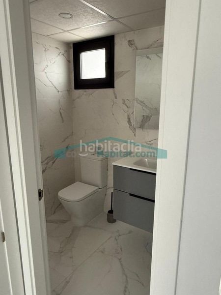 Foto 73ae4293-f828-467d-af04-adeb9c0e3596. Casa adossada amb aparcament piscina a Valle del Sol Mutxamel