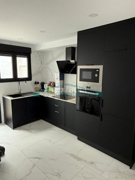 Foto b2f42a5e-5e94-44bb-a59b-2c01dce879df. Casa adossada amb aparcament piscina a Valle del Sol Mutxamel