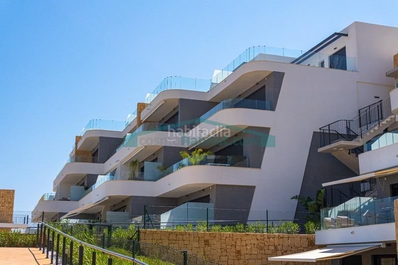 Foto af6642f0-2e1d-4100-ba4f-9cb7ed2c8a80. Dúplex amb calefacció aparcament piscina a Platja de Torres Vila Joiosa (la)