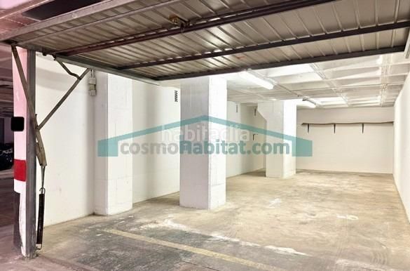 Foto a152198c-e37c-46bd-9c5e-1cc04508fe07. Apartament amb aparcament piscina a Playa Levante Benidorm