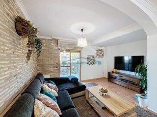 Chalet à Casco Urbano. Impresionante chalet en náquera, listo para disfrutar
