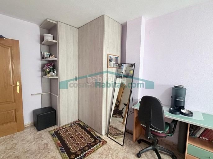 Foto 2467bcdb-5eed-43b9-94e8-04e04ee52d1b. Pis a Nou Moles Valencia