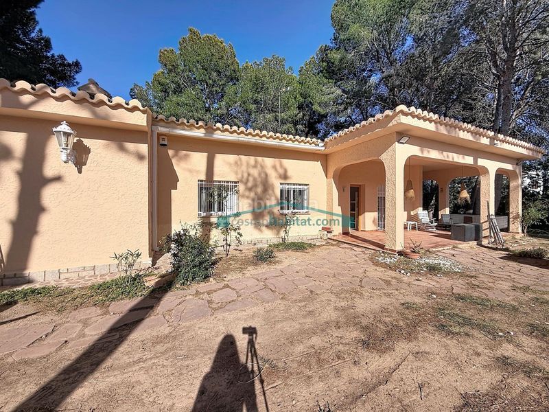 Foto 46b774fe-7497-458e-8216-e00d118a8b8f. Alquiler chalet  independiente en alquiler, una sola planta en el plantío La Cañada en Paterna