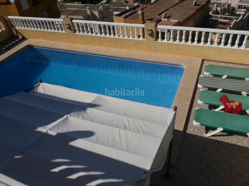 Foto 4285aad2-608c-4970-a312-de67948ee5a7. Casa adossada amb aparcament piscina a Sierra Helada Benidorm