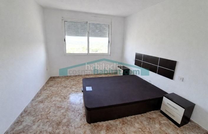 Foto 82dc6954-d5b6-4aa9-8997-1d9b13e8e540. Casa adossada amb aparcament piscina a Sierra Helada Benidorm