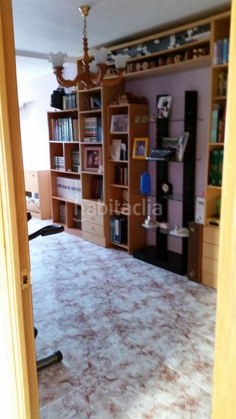 Foto bcfd87c3-afc7-4368-9f06-db8165aa536a. Casa adossada amb aparcament piscina a Sierra Helada Benidorm
