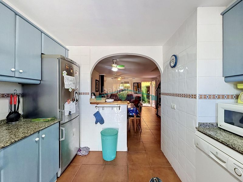 Foto bcb4206e-b966-4b17-af43-9456407a0f22. Casa adossada amb aparcament piscina a Poblets (els)