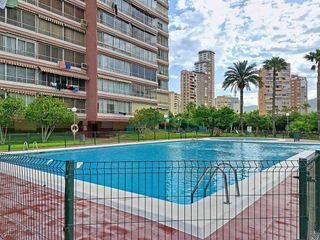 Piso en Rincón Bajo. Piso en benidorm a pocos minutos de playa de levante con garaje