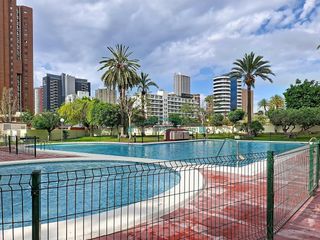 Pis a Rincón Bajo. Piso en benidorm a pocos minutos de playa de levante con garaje