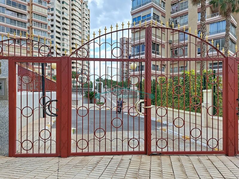 Foto 47fb2e1f-e389-46e2-a9f2-5eaf867bb6d6. Pis amb aparcament piscina a Rincón Bajo Benidorm