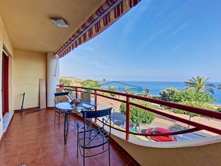 Pis a Platja de Torres. Piso en venta en la vila joiosa con vistas al mar, piscina y asc