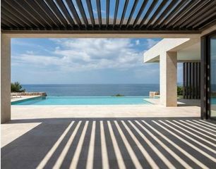 Chalet in Altea la Vella. Exclusiva parcela con proyecto de villa de lujo en altea