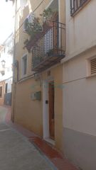 Casa a Cocentaina. Encantadora casa de pueblo de 3 plantas en cocentaina  espacio,