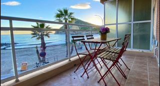 Apartament a Cala Finestrat. Apartamento en primera línea  cala finestrat  edificio calafín