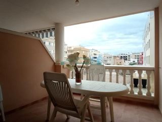 Piccolo appartamento  Calle guillem de moncada. Apartamento con piscina en moncofar