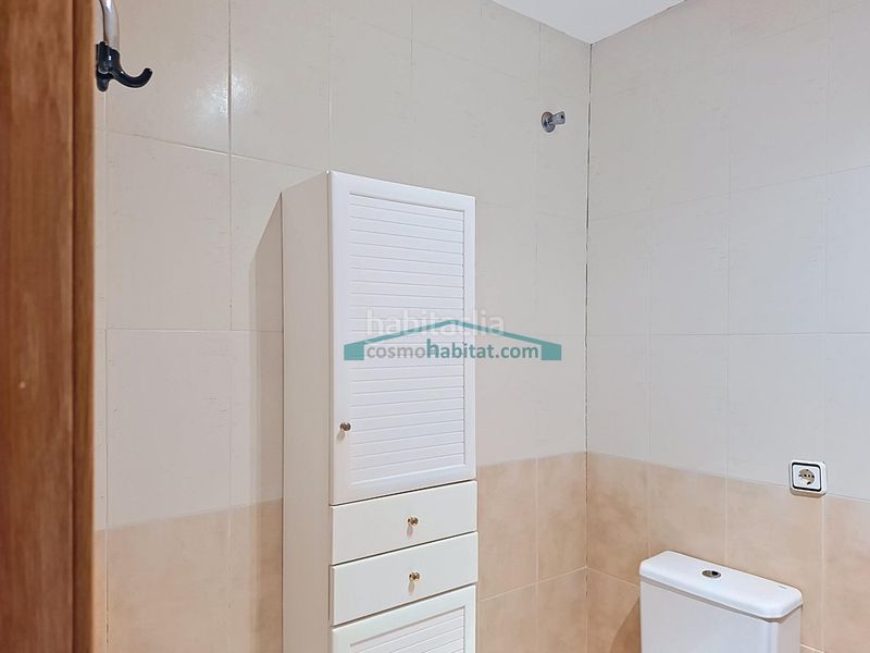 Foto e74e774f-3f10-4505-bfe5-8914330a64d3. Pis amb aparcament piscina a Playa Poniente Benidorm