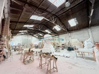 Local Comercial a Moncada. Nave de 500 m2 con potencial urbanístico en moncada