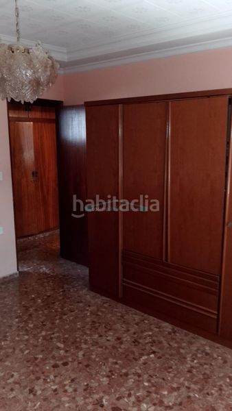 Foto eb9ae069-6732-43cf-96d3-1fefd22655a7. Pis a Benifaió