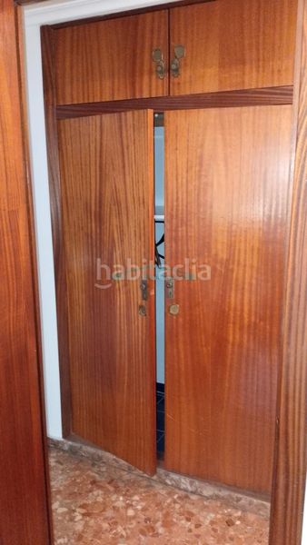 Foto fc808c73-e1ec-4488-8863-646055a85d44. Pis a Benifaió