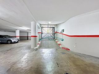Aparcament cotxe a Avenida del primado reig 1. Plaza de garaje en venta en zona primado reig valencia
