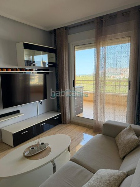 Foto fbb8d950-f9be-4294-8074-cf9e0deb8995. Apartament amb aparcament piscina a Via Parque Benidorm
