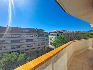 Flat in Altea Ciudad. Se vende amplio piso en altea  a 450 m de la playa