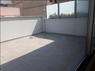 Lloguer Pis a Nou Moles. Piso reformado con gran terraza en nou moles