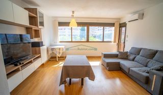 Piso en La Petxina. Vivienda reformada de 149 m2 con ascensor y terraza en la petxin