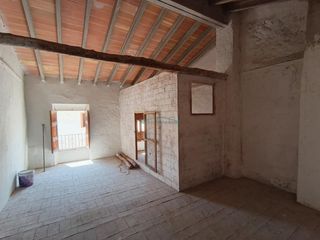 Mas à Muro de Alcoy. Casa de pueblo con 280 m2 y múltiples posibilidades de reforma